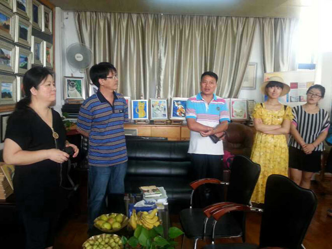 工作室学员参观深圳南园小学安素惠老师的工作室，非常一流！