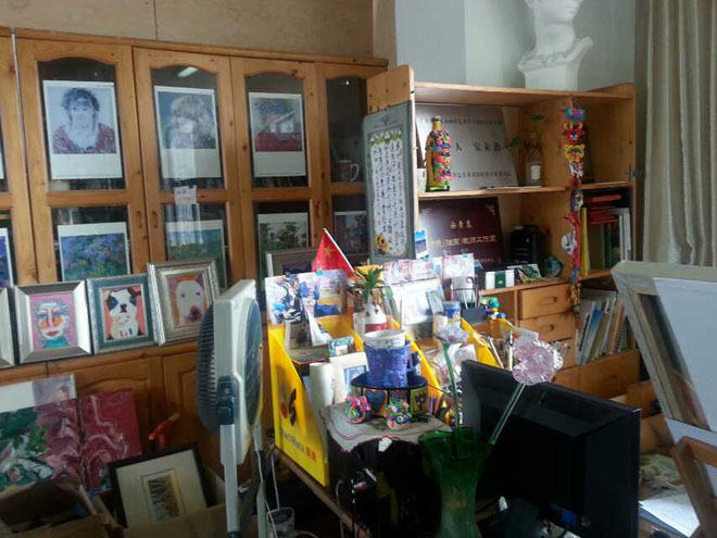 工作室学员参观深圳南园小学安素惠老师的工作室，非常一流！