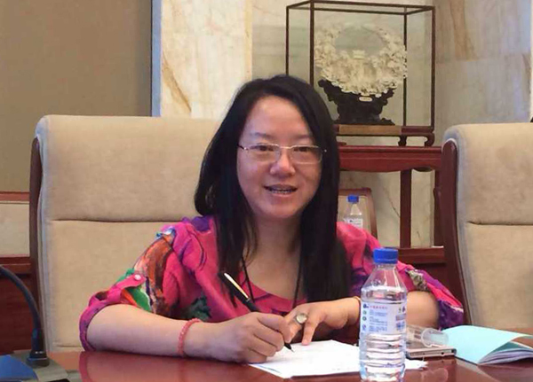 李老师今天出席云南代表团与黑龙江代表团在全国人大会议中心分组讨论，针对专题报告谈体会和感受。